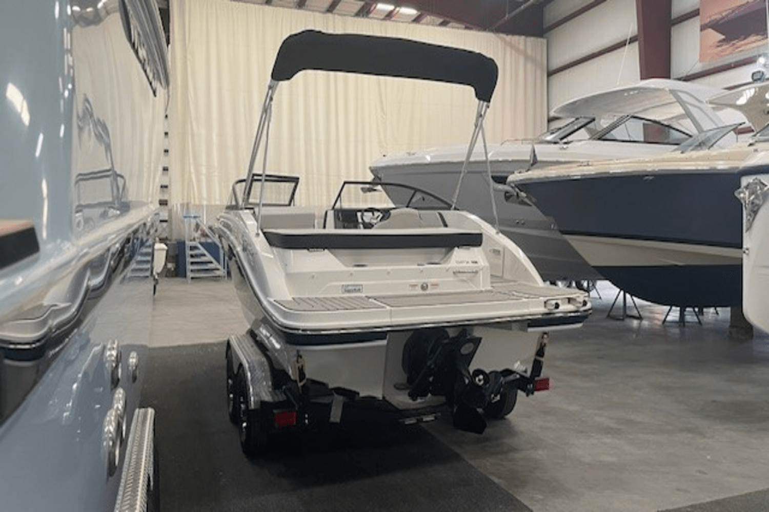2025 Sea Ray SPX 190 Image Thumbnail #5