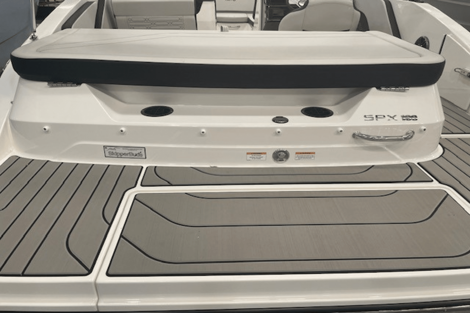 2025 Sea Ray SPX 190 Image Thumbnail #7