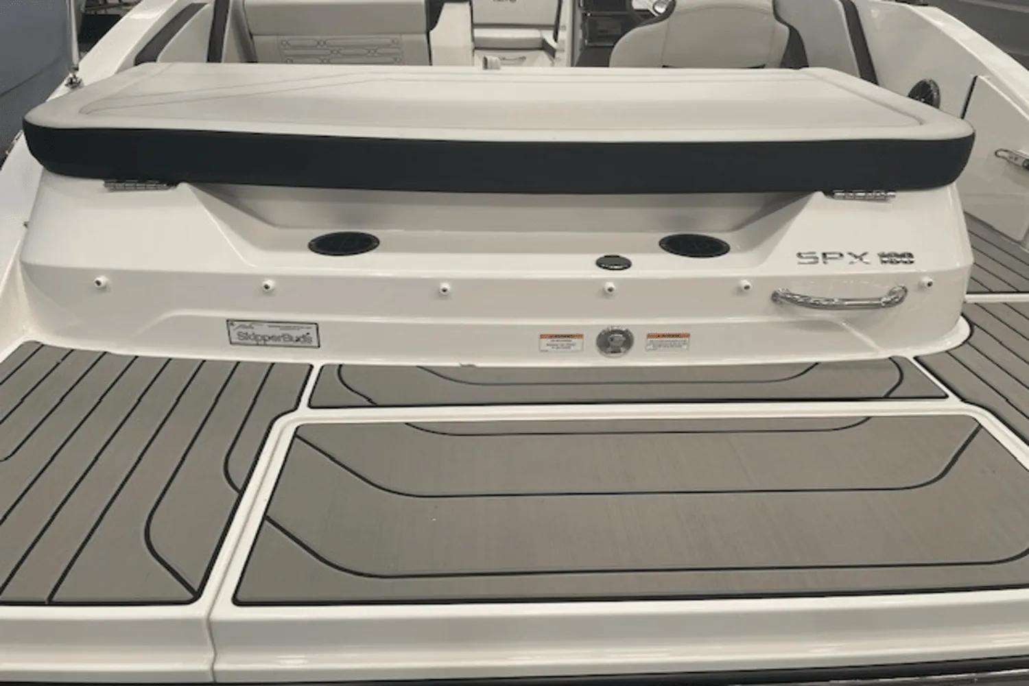 2025 Sea Ray SPX 190 Image Thumbnail #7