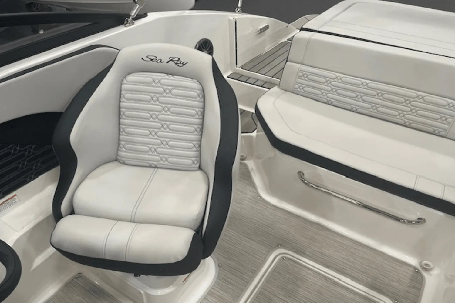 2025 Sea Ray SPX 190 Image Thumbnail #20