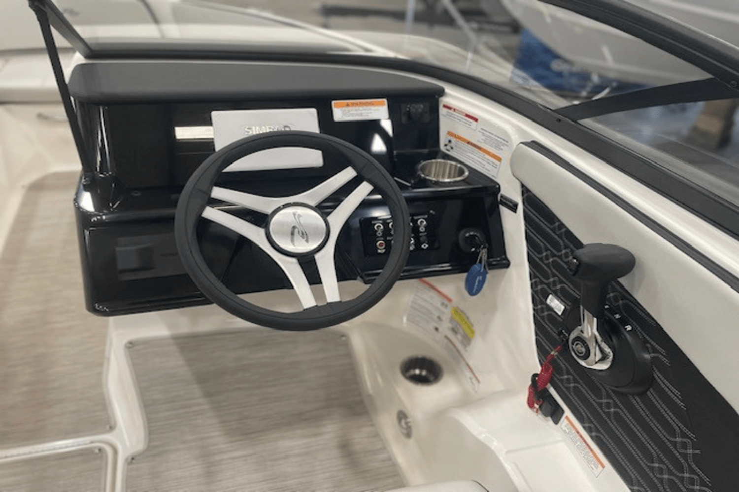 2025 Sea Ray SPX 190 Image Thumbnail #17