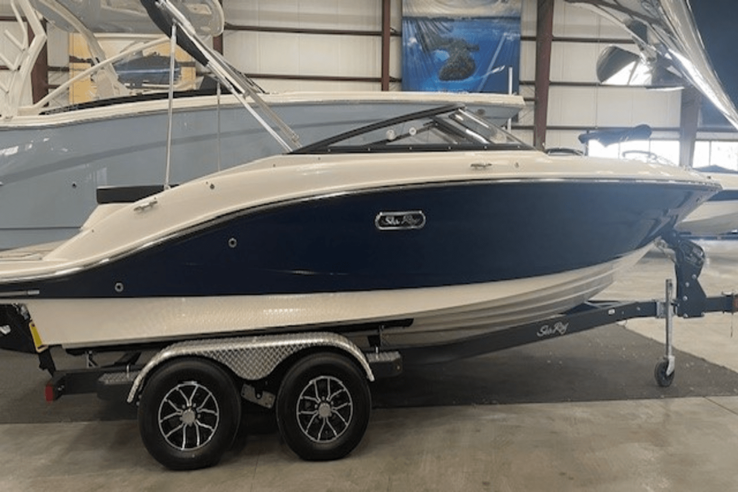2025 Sea Ray SPX 190 Image Thumbnail #1