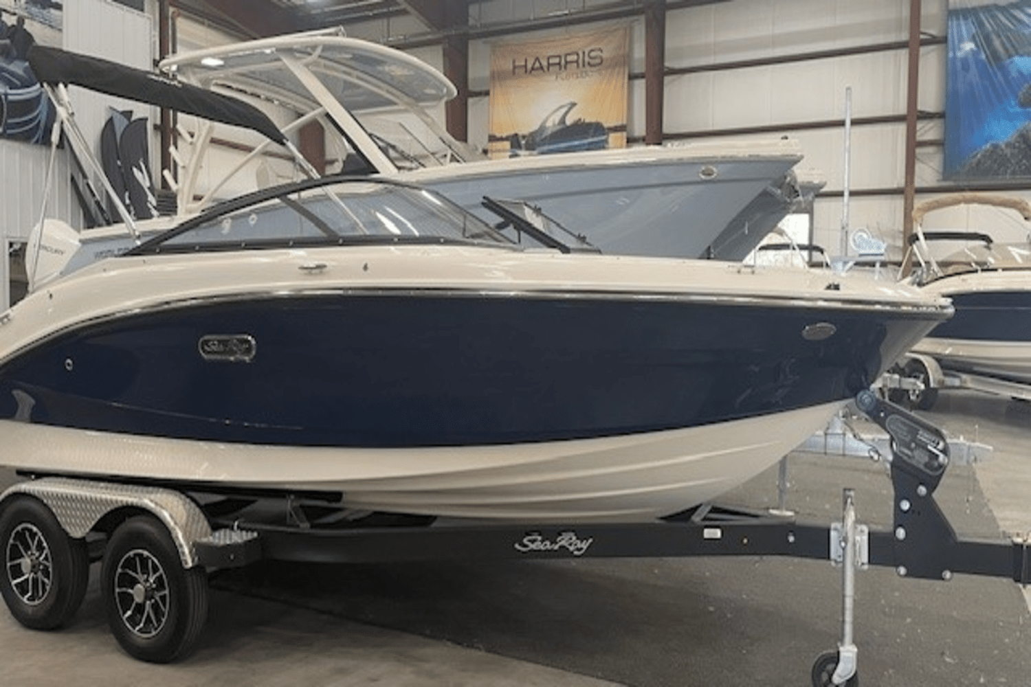 2025 Sea Ray SPX 190 Image Thumbnail #3