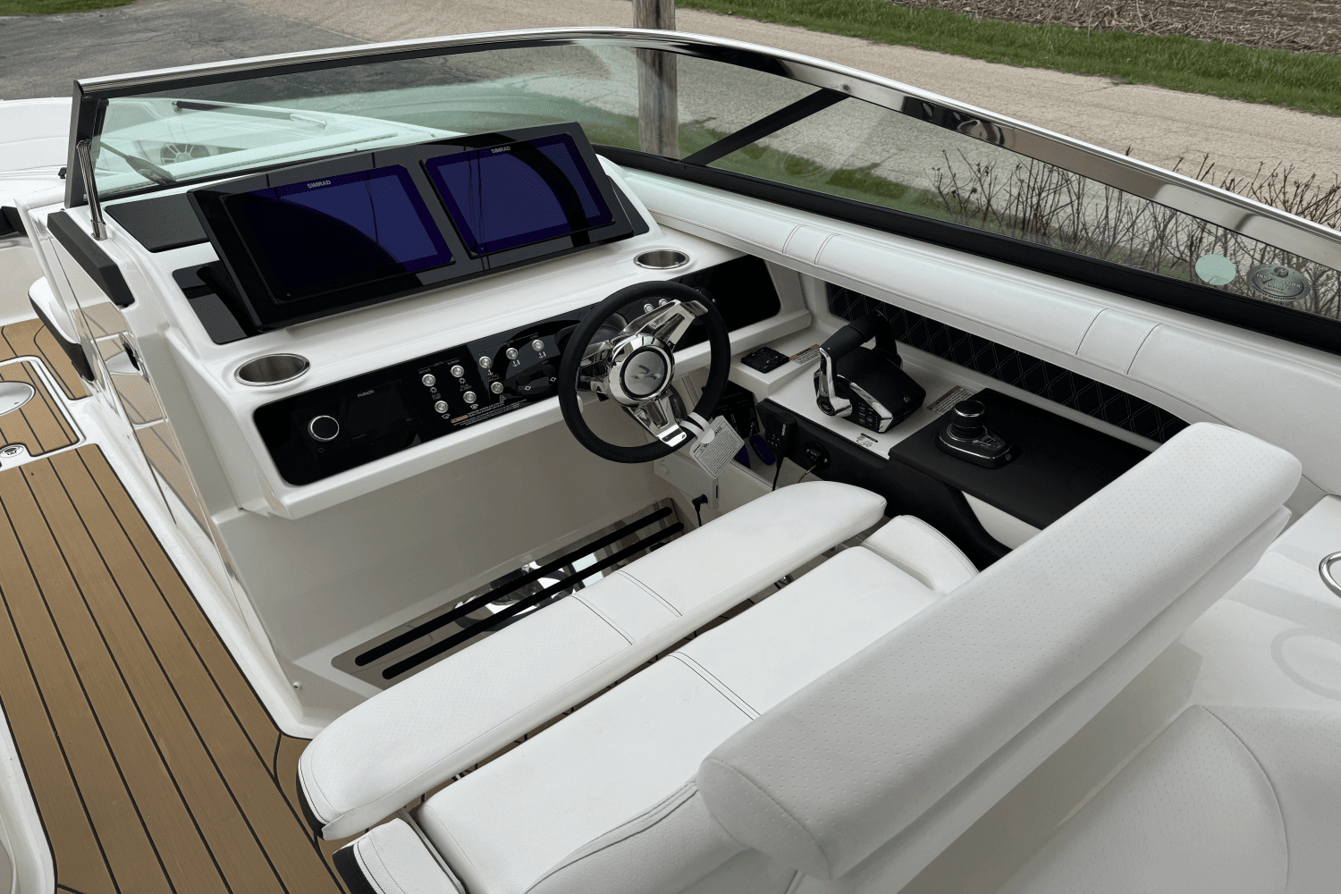 2025 Sea Ray
                                                             SLX 310 Image Thumbnail #7
