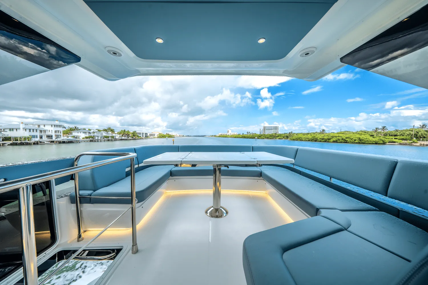 2026 Cruisers Yachts 57 Fly Image Thumbnail #66