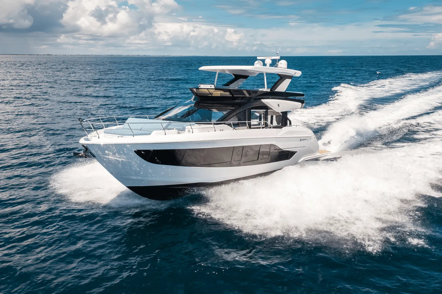 2026 Cruisers Yachts 57 Fly Image Thumbnail #8