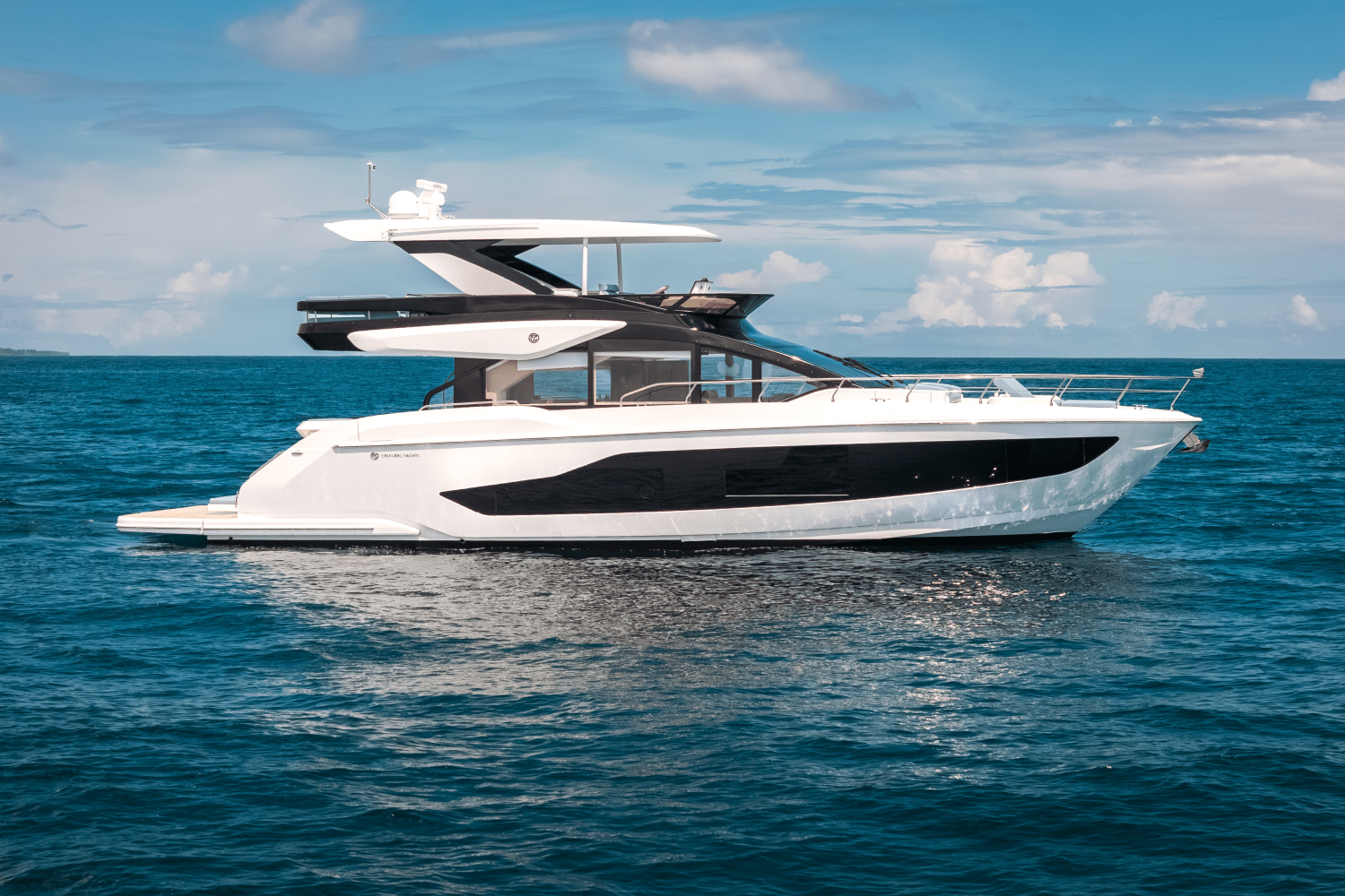 Thumbnail 2 for 2026 Cruisers Yachts 57 Fly