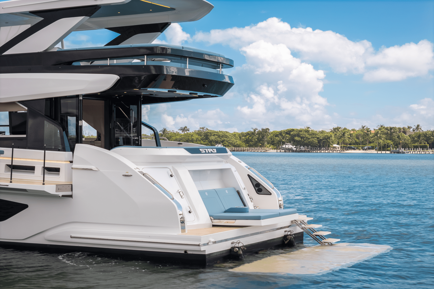 2026 Cruisers Yachts
                                                             57 Fly Image Thumbnail #9