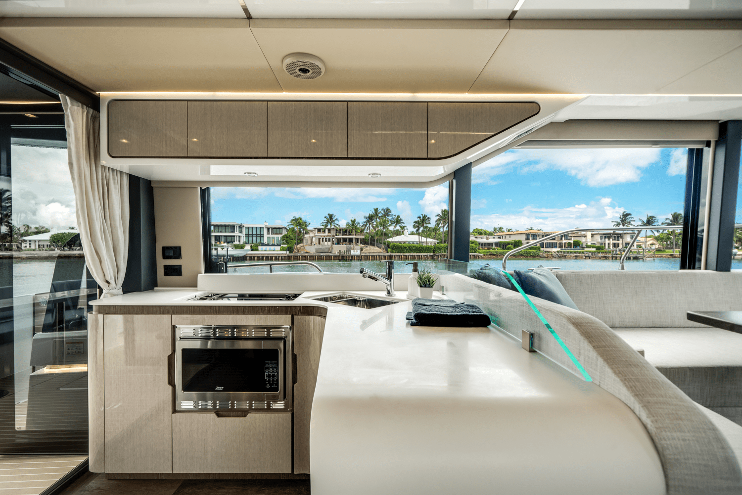 2026 Cruisers Yachts
                                                             57 Fly Image Thumbnail #57