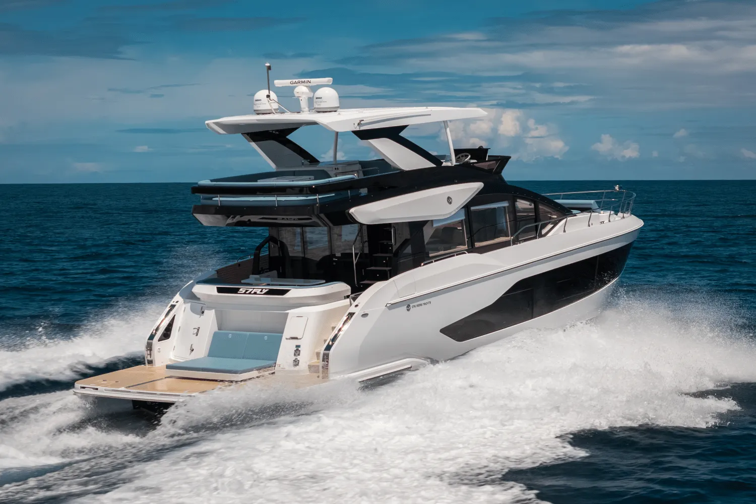 2026 Cruisers Yachts 57 Fly Image Thumbnail #11