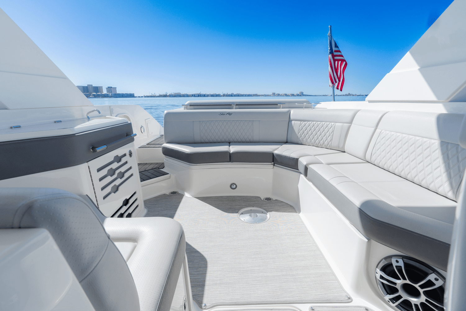 2023 Sea Ray 310 SLX OB Image Thumbnail #28