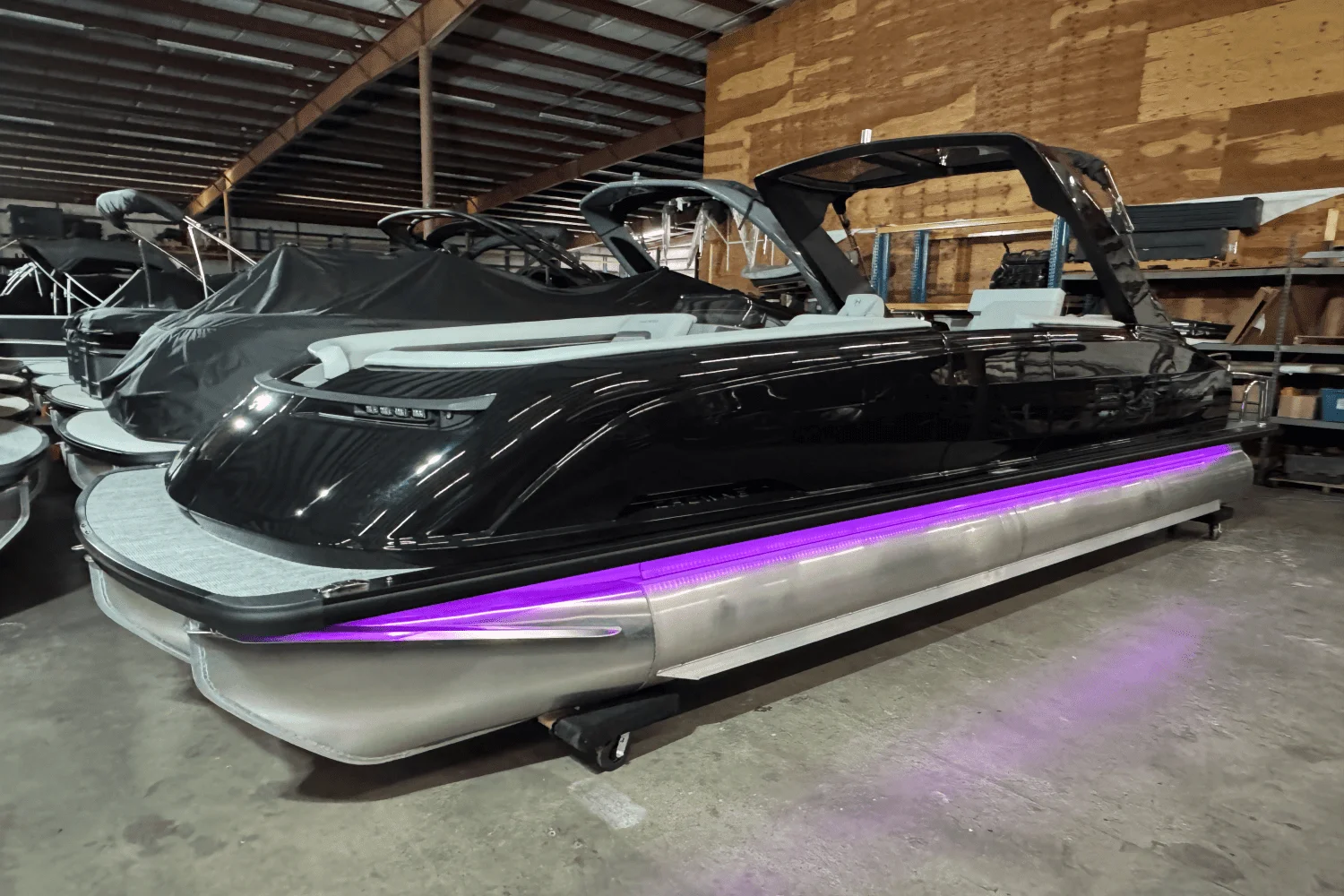 2025 Harris 250 Crowne Image Thumbnail #0