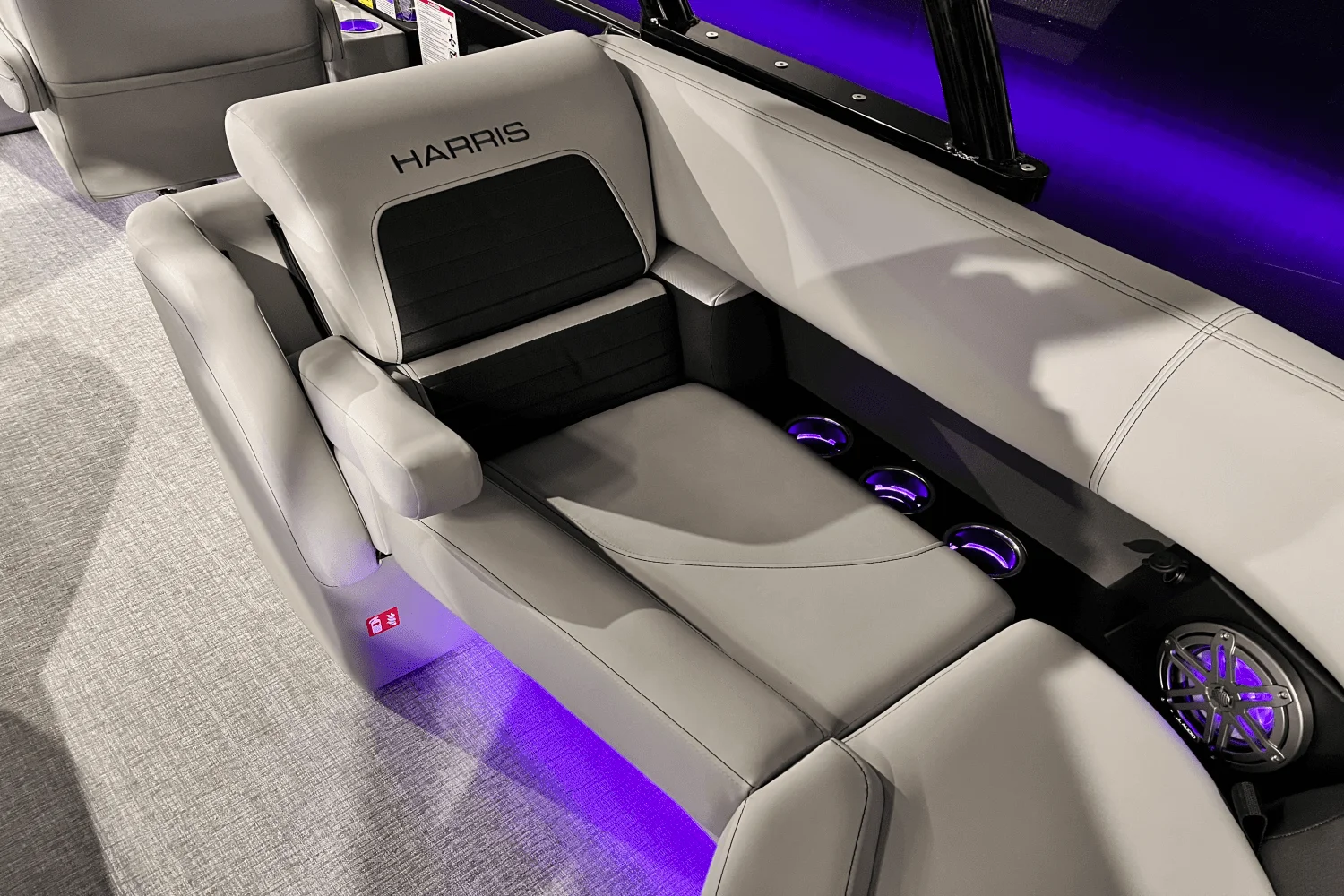 2025 Harris Solstice RD 270 Image Thumbnail #17