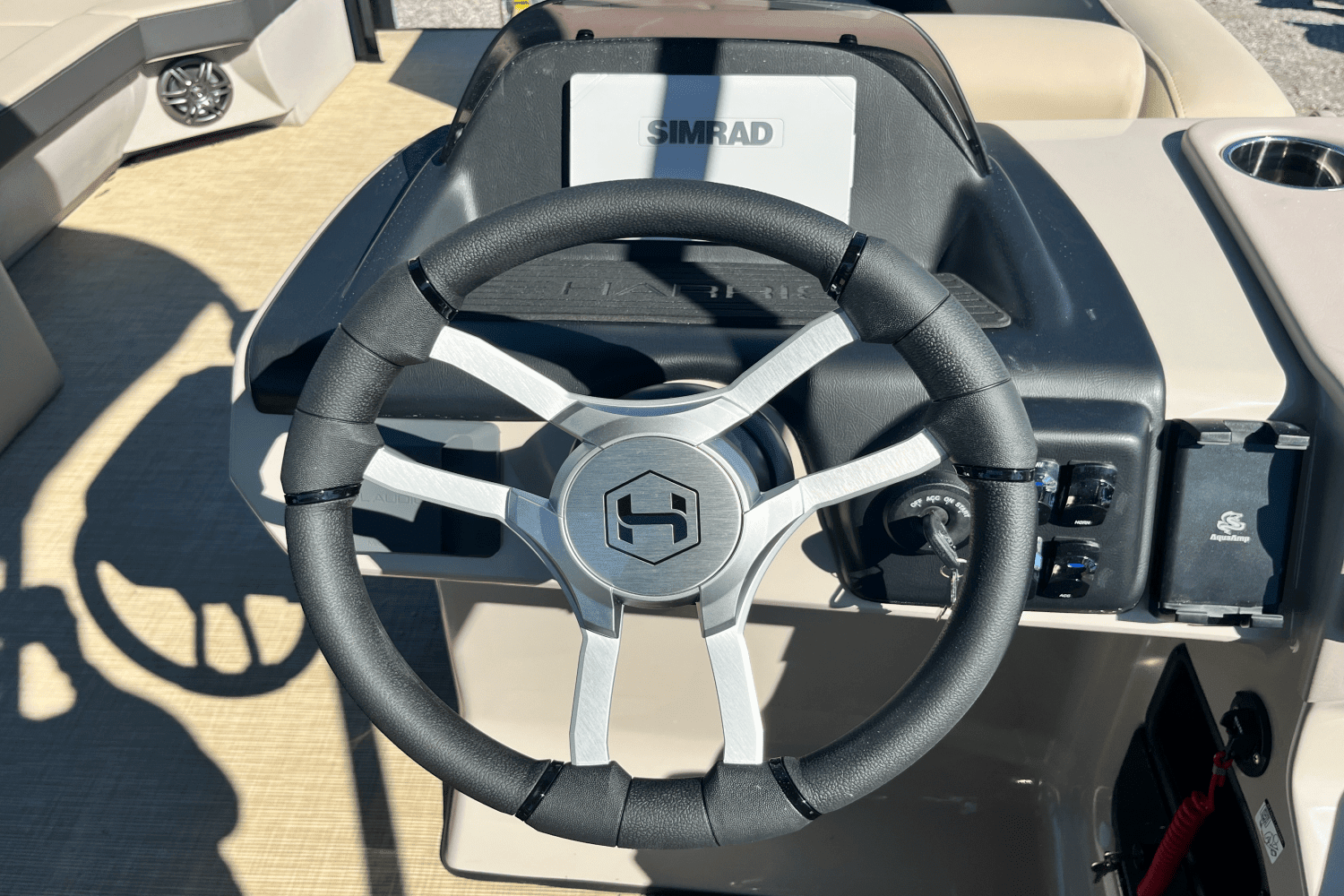 2025 Harris 230 Cruiser Image Thumbnail #8