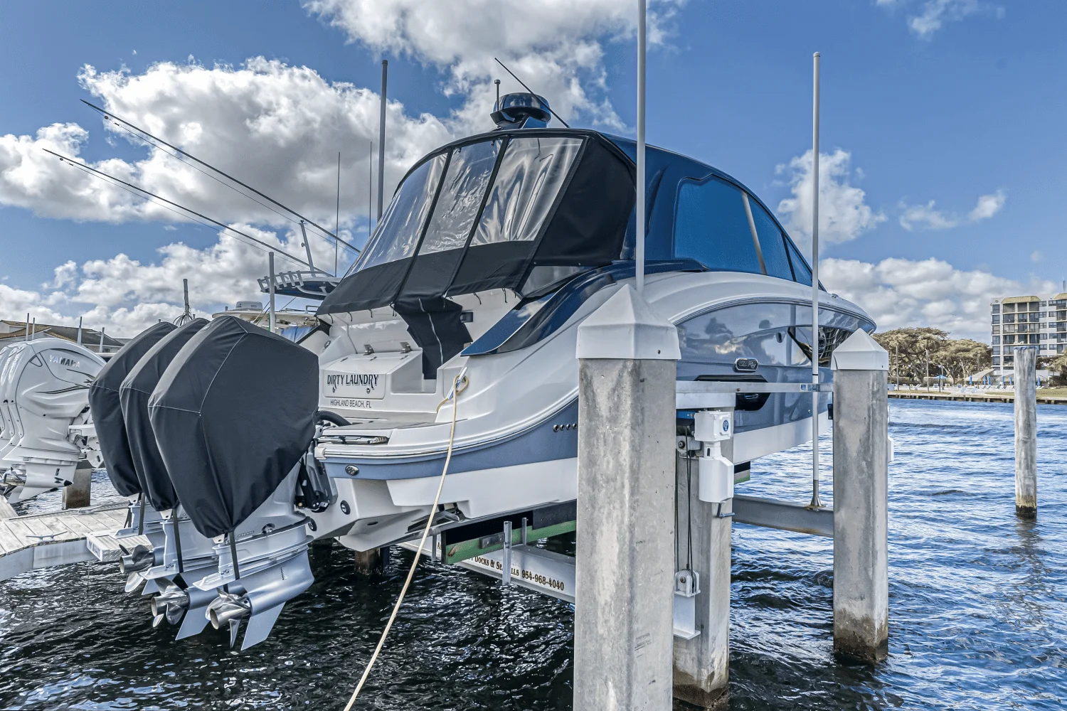 2022 Sea Ray 370 SUNDANCER OUTBOARD Image Thumbnail #45