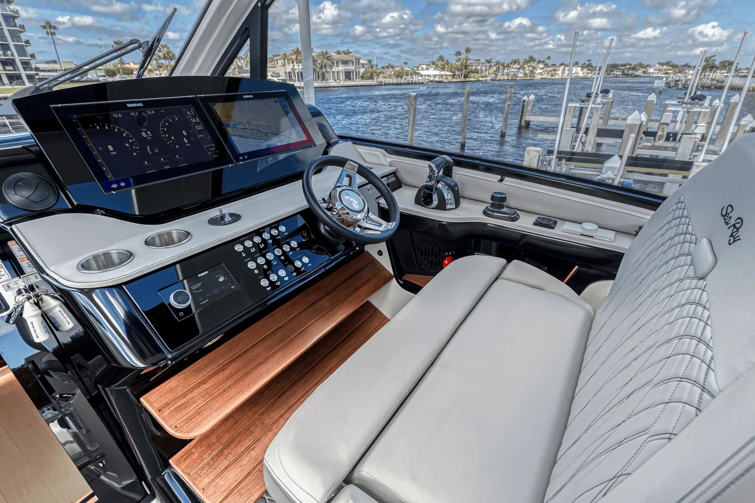 2022 Sea Ray 370 SUNDANCER OUTBOARD Image Thumbnail #67