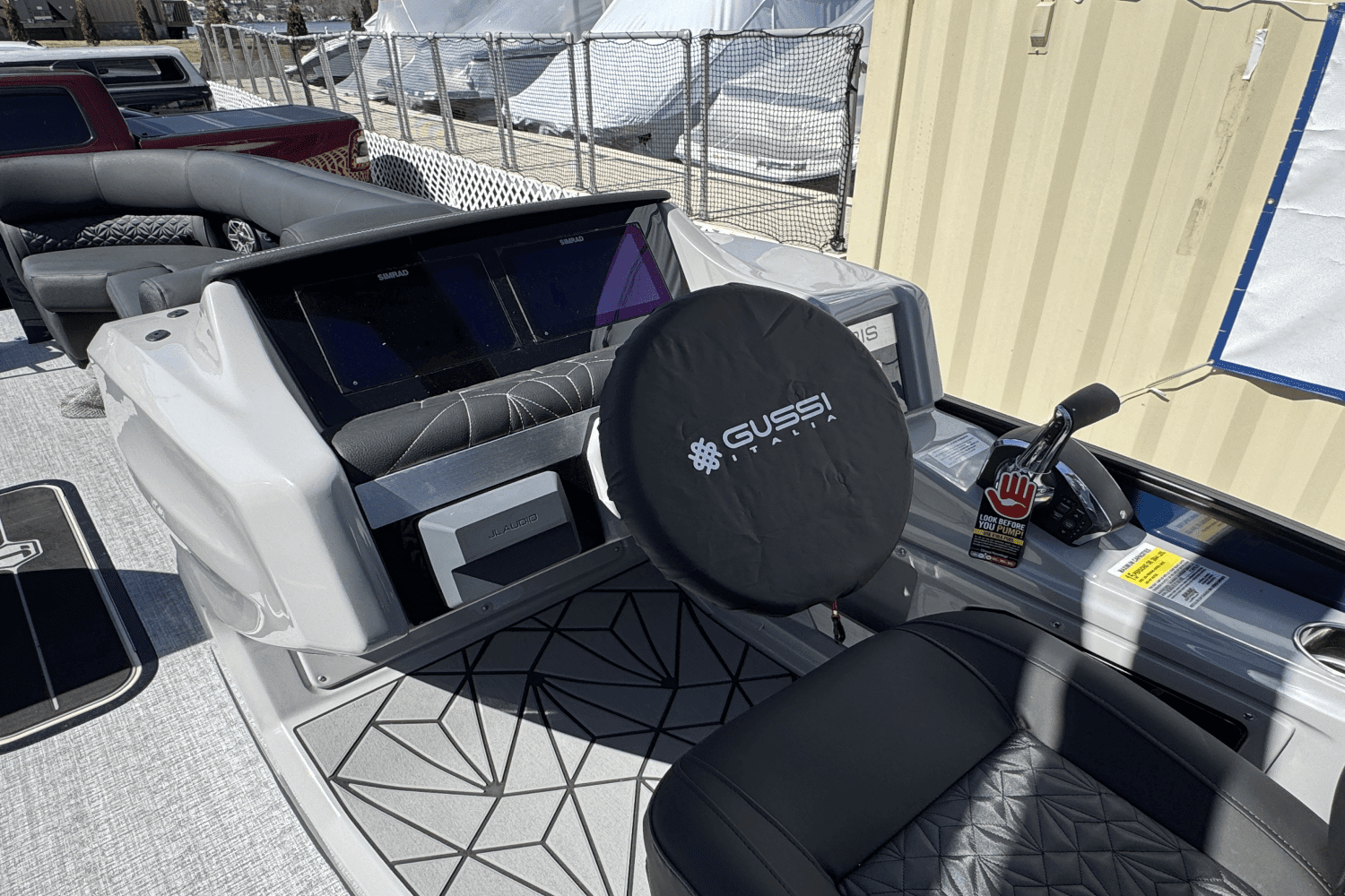 2025 Harris Grand Mariner 250 Image Thumbnail #21
