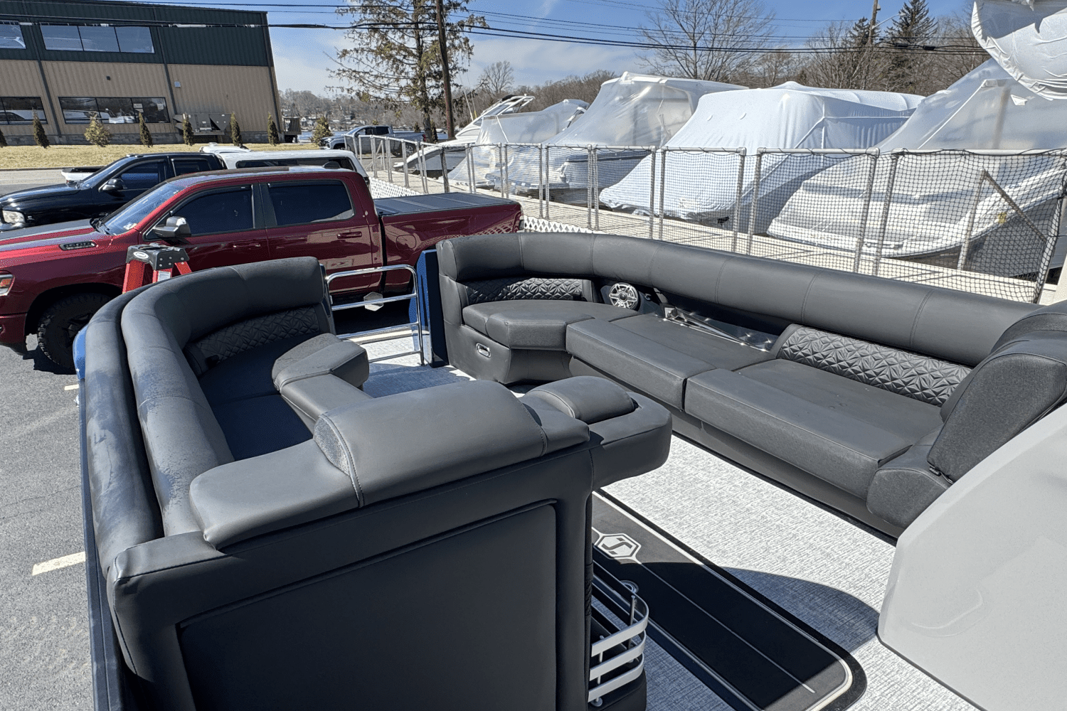 2025 Harris Grand Mariner 250 Image Thumbnail #25