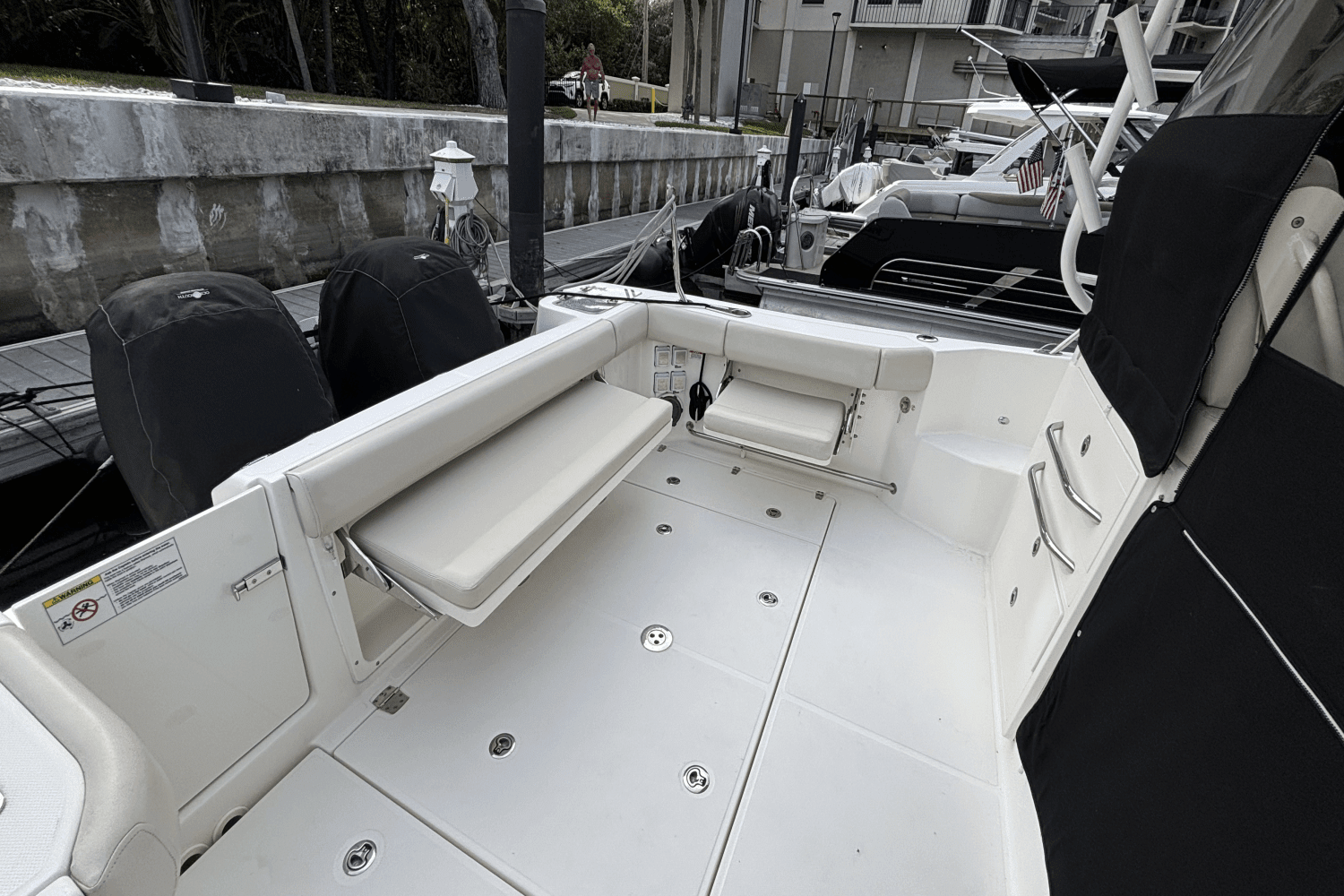 2020 Boston Whaler 325 CONQUEST Image Thumbnail #13