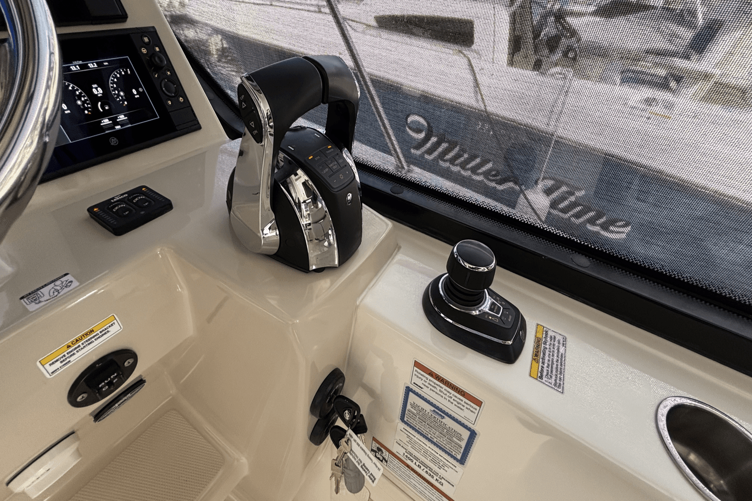 2020 Boston Whaler 325 CONQUEST Image Thumbnail #44