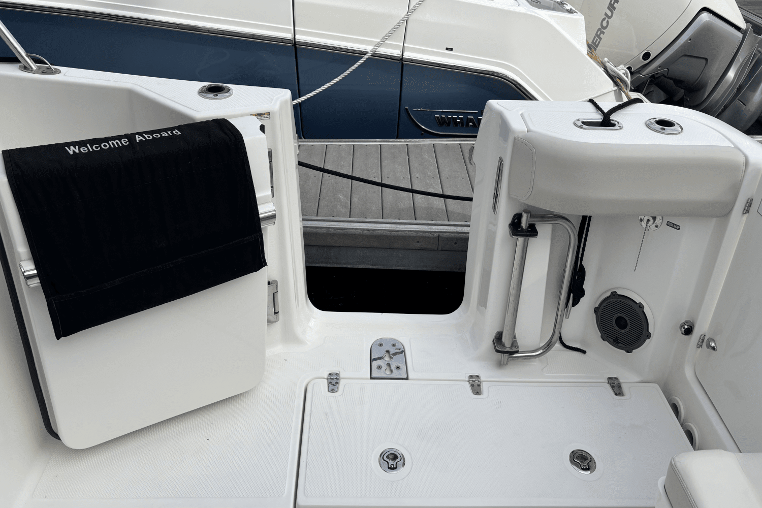 2020 Boston Whaler 325 CONQUEST Image Thumbnail #19