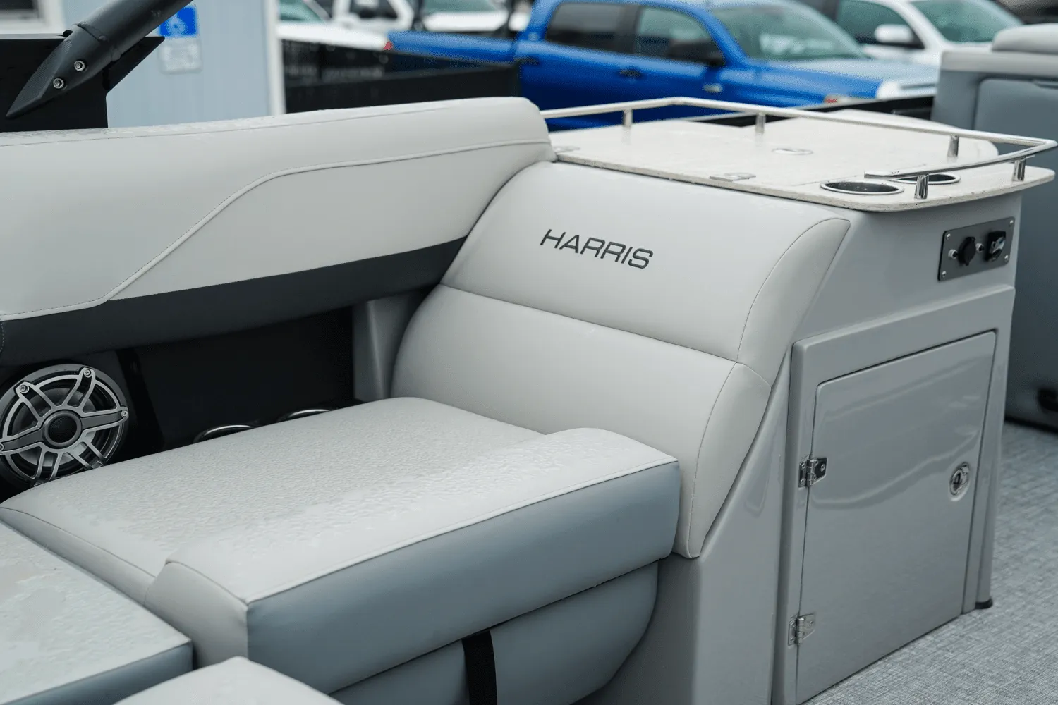 2025 Harris 230 Solstice Image Thumbnail #8