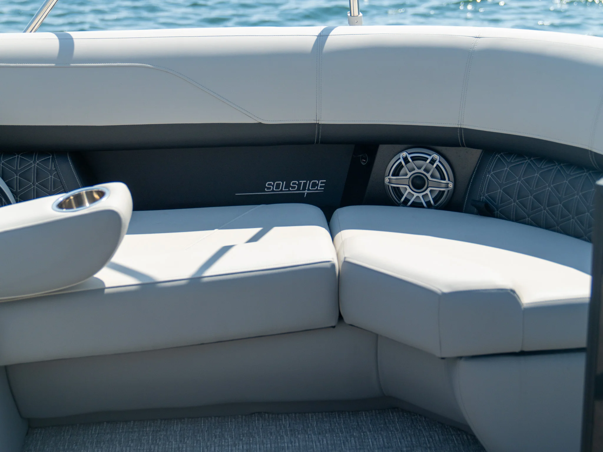 2025 Harris 230 Solstice Image Thumbnail #16