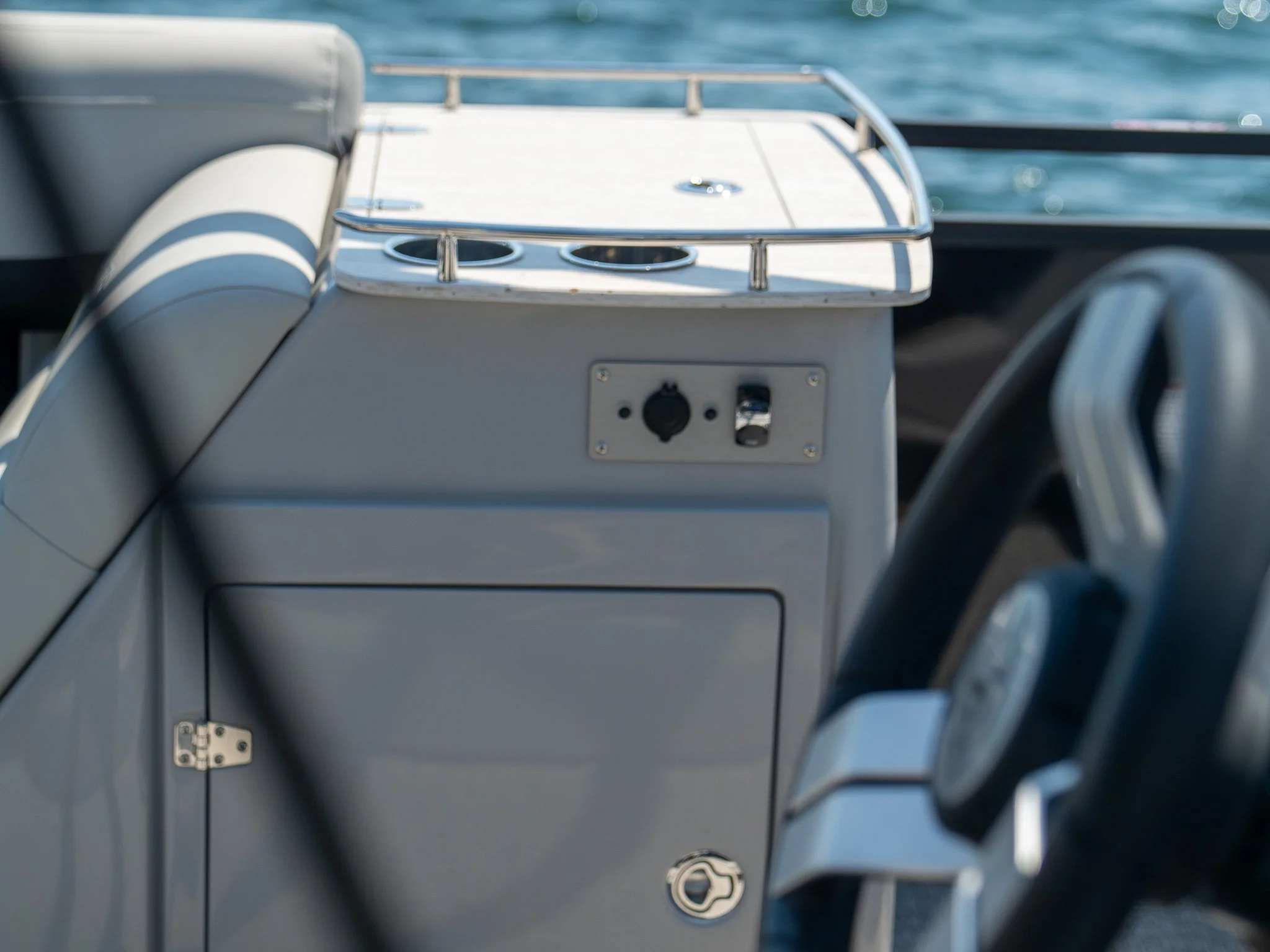 2025 Harris 230 Solstice Image Thumbnail #18