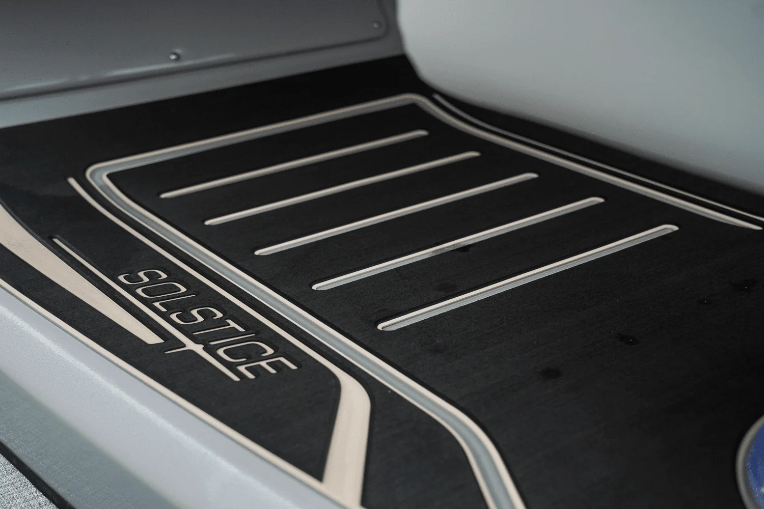 2025 Harris 230 Solstice Image Thumbnail #19