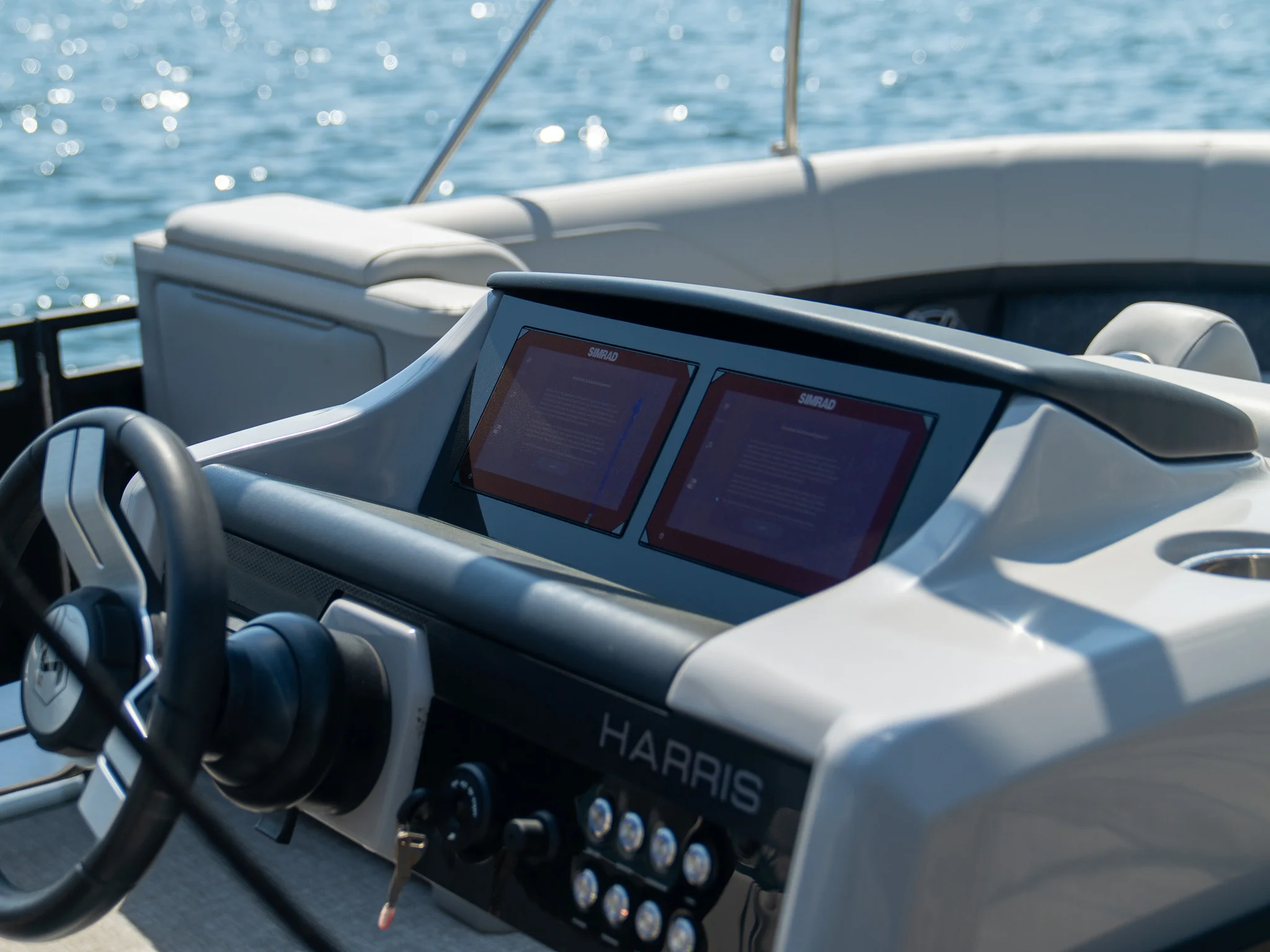 2025 Harris 230 Solstice Image Thumbnail #20