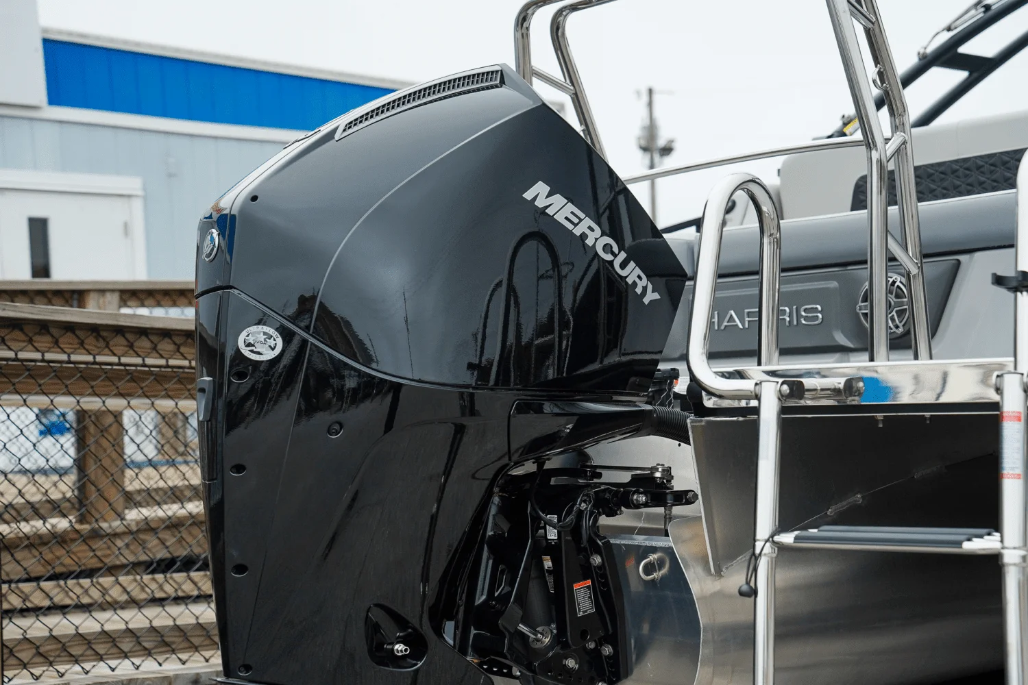 2025 Harris 230 Solstice Image Thumbnail #4