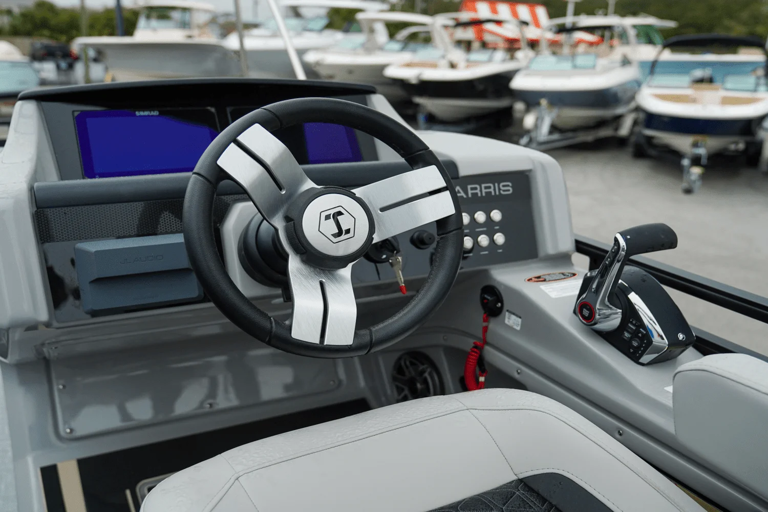 2025 Harris 230 Solstice Image Thumbnail #15