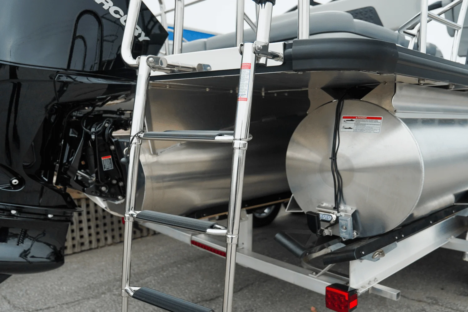 2025 Harris 230 Solstice Image Thumbnail #5