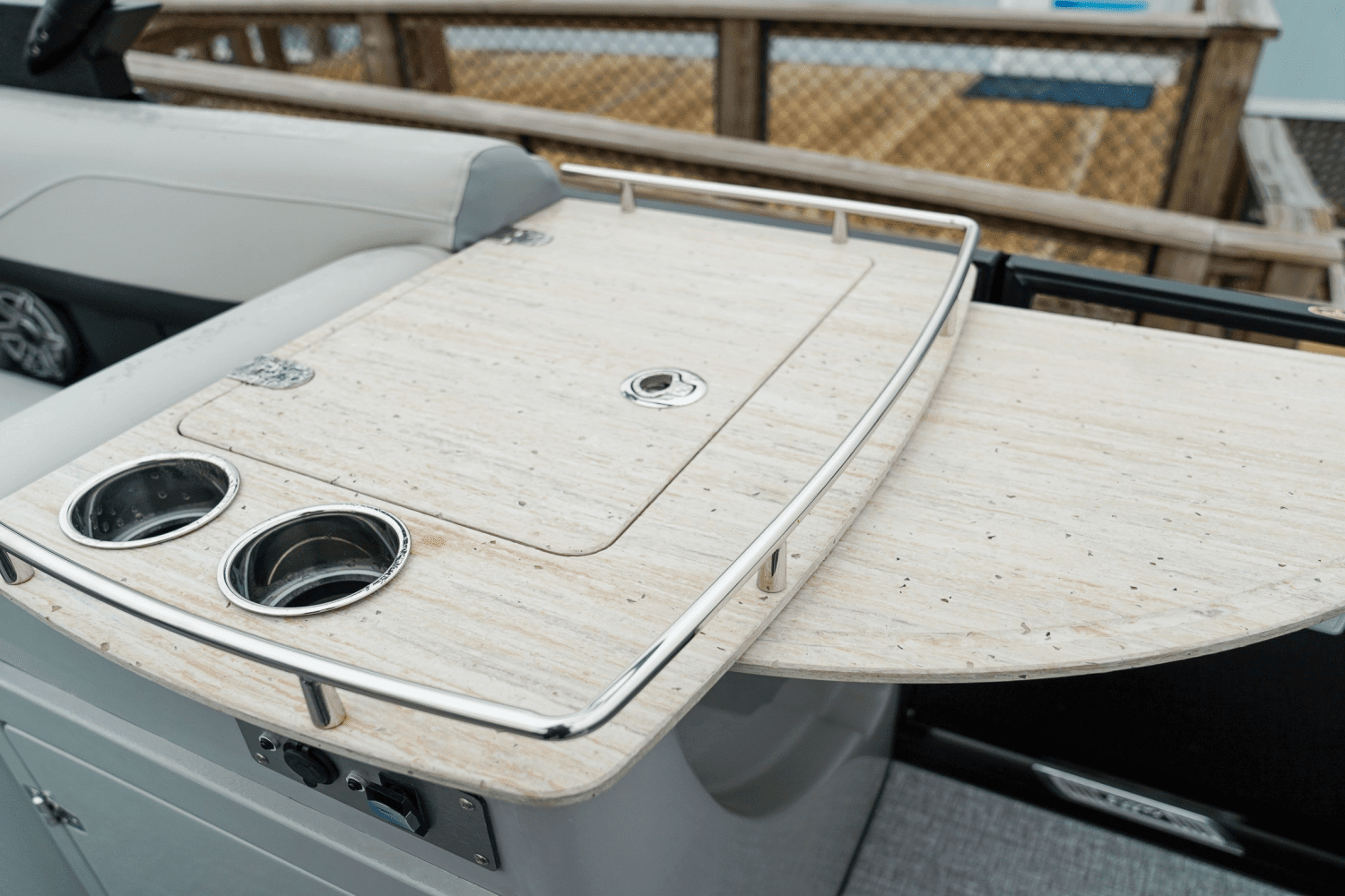 2025 Harris 230 Solstice Image Thumbnail #12