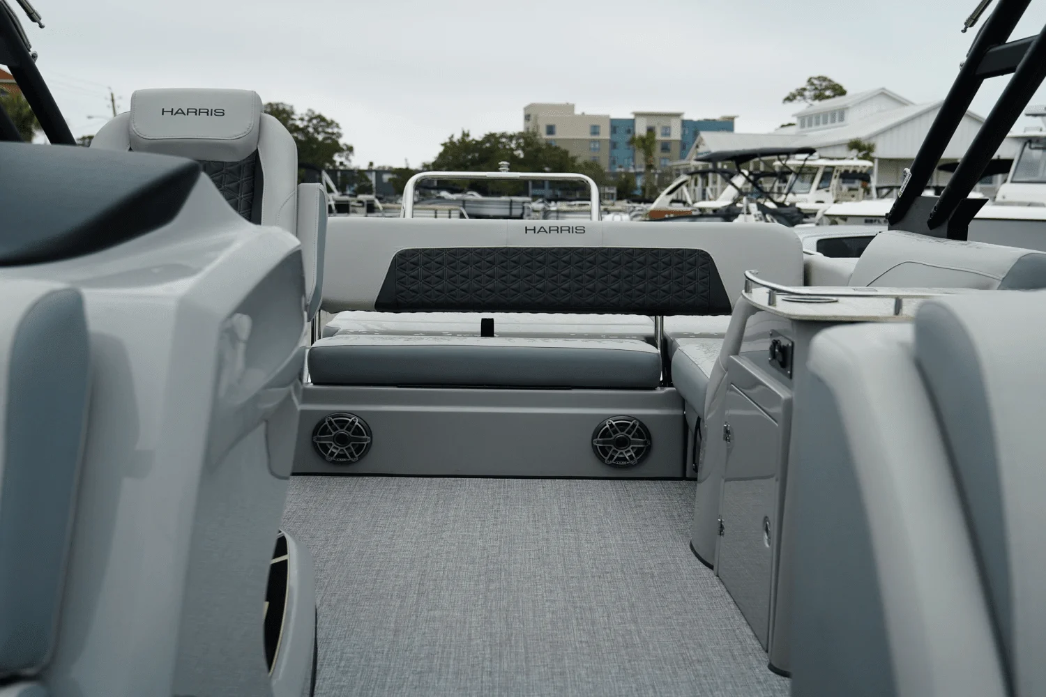 2025 Harris 230 Solstice Image Thumbnail #28