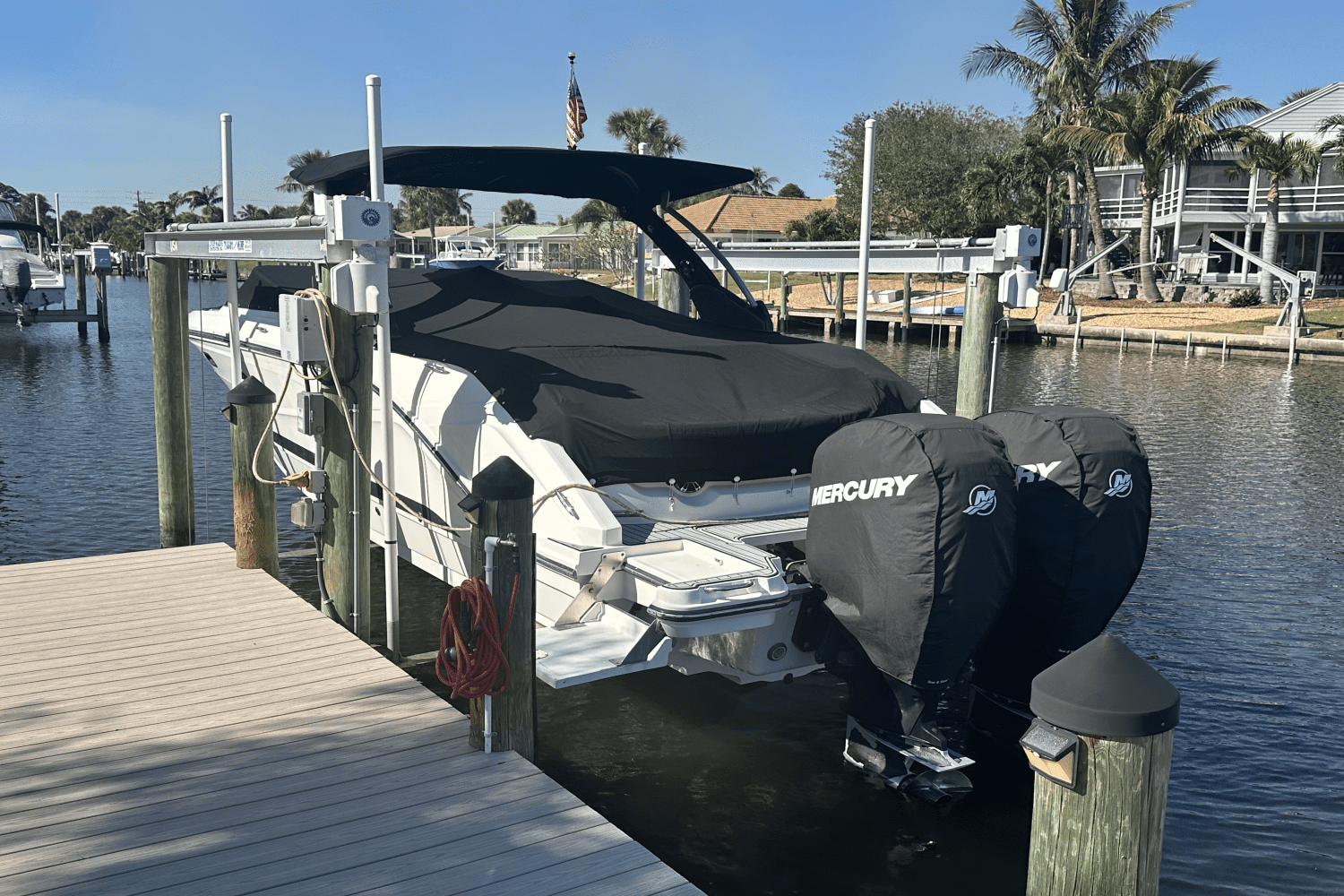 2019 Sea Ray 310 SLX-OB Image Thumbnail #3