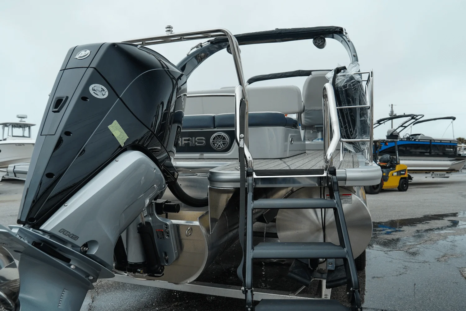 2025 Harris 230 Grand Mariner Image Thumbnail #7