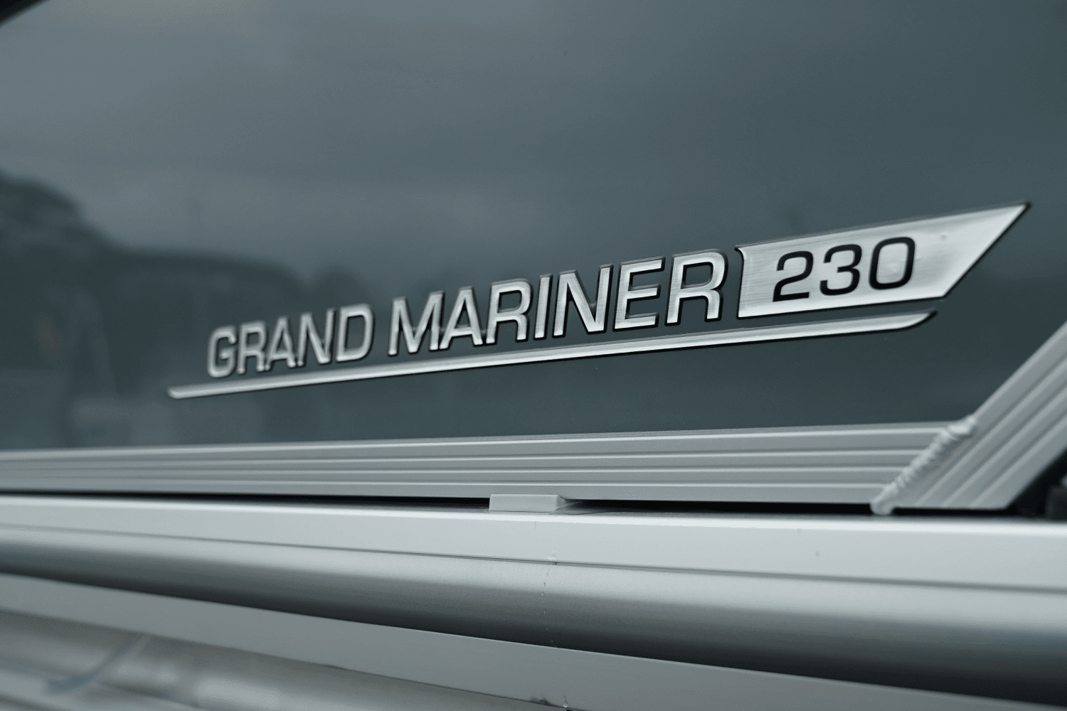 2025 Harris 230 Grand Mariner Image Thumbnail #1