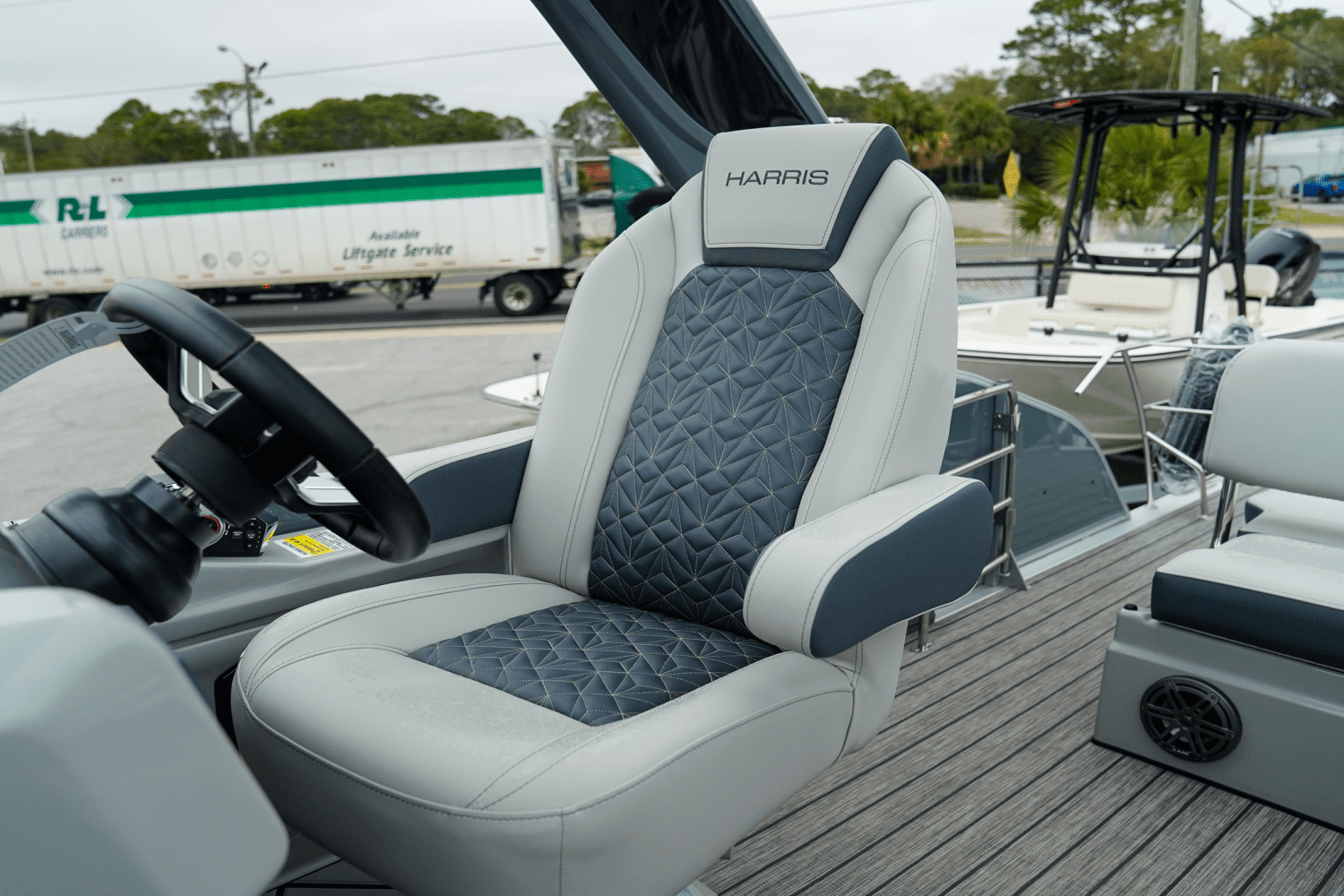 2025 Harris 230 Grand Mariner Image Thumbnail #22