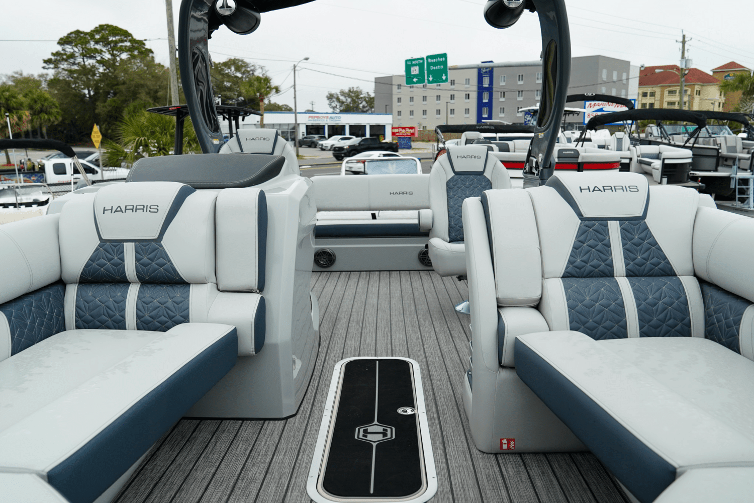 2025 Harris 230 Grand Mariner Image Thumbnail #34