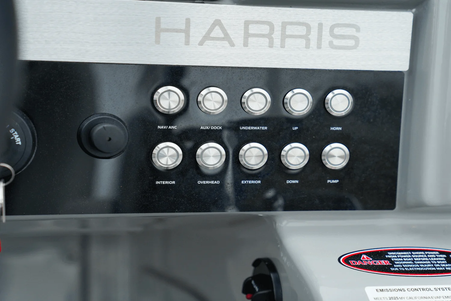 2025 Harris 230 Grand Mariner Image Thumbnail #20