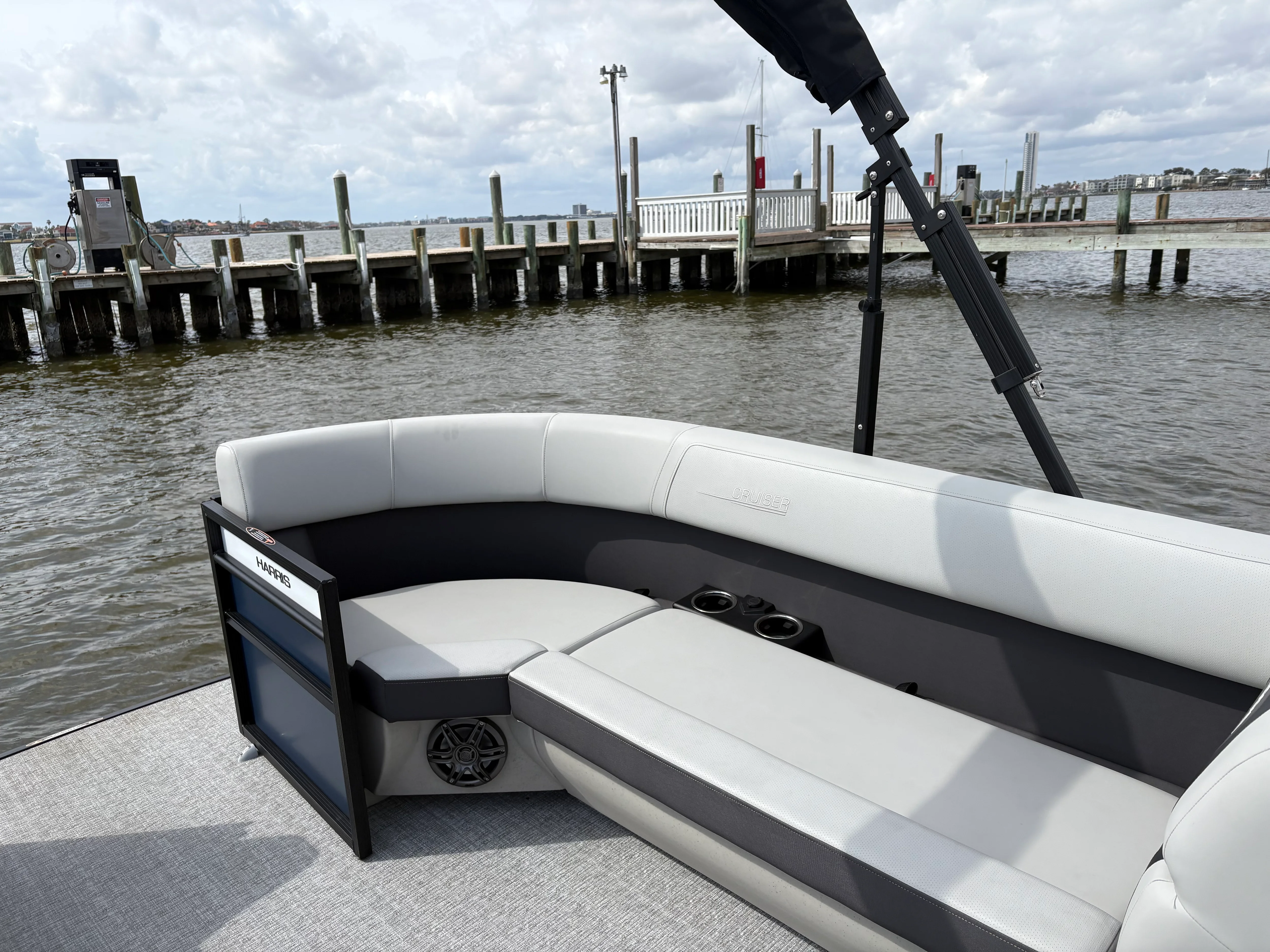 2025 Harris 230 Cruiser Image Thumbnail #10