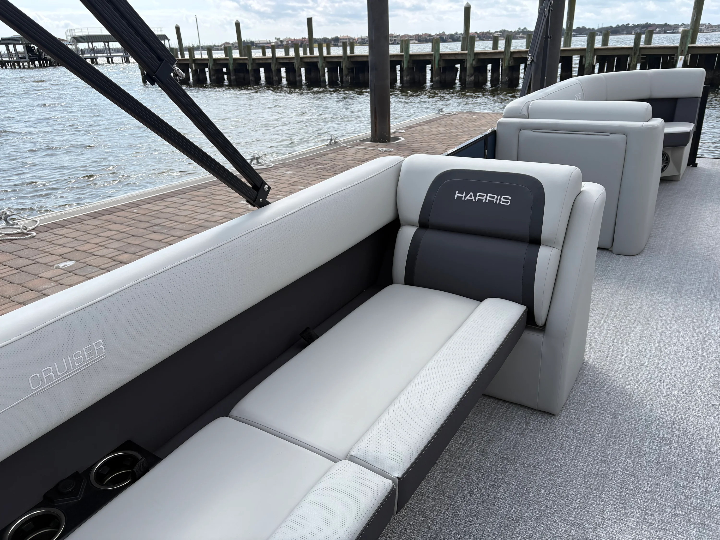 2025 Harris 230 Cruiser Image Thumbnail #17