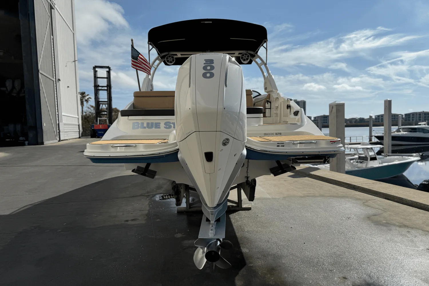 2023 Sea Ray 270 SDX-OB Image Thumbnail #6