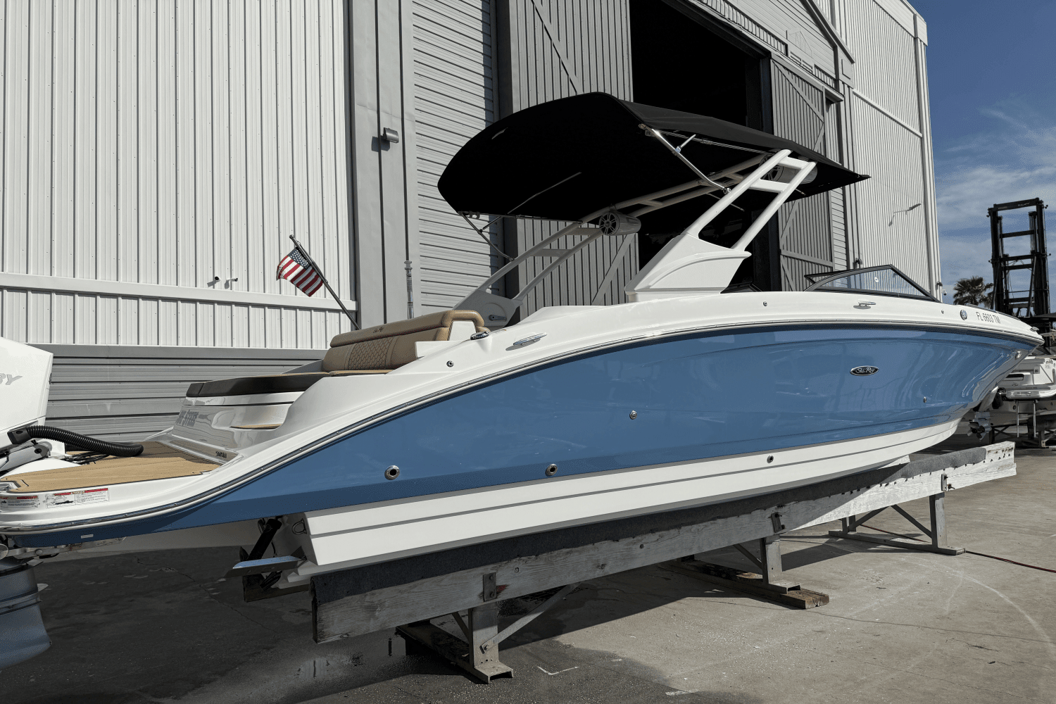 2023 Sea Ray 270 SDX-OB Image Thumbnail #4