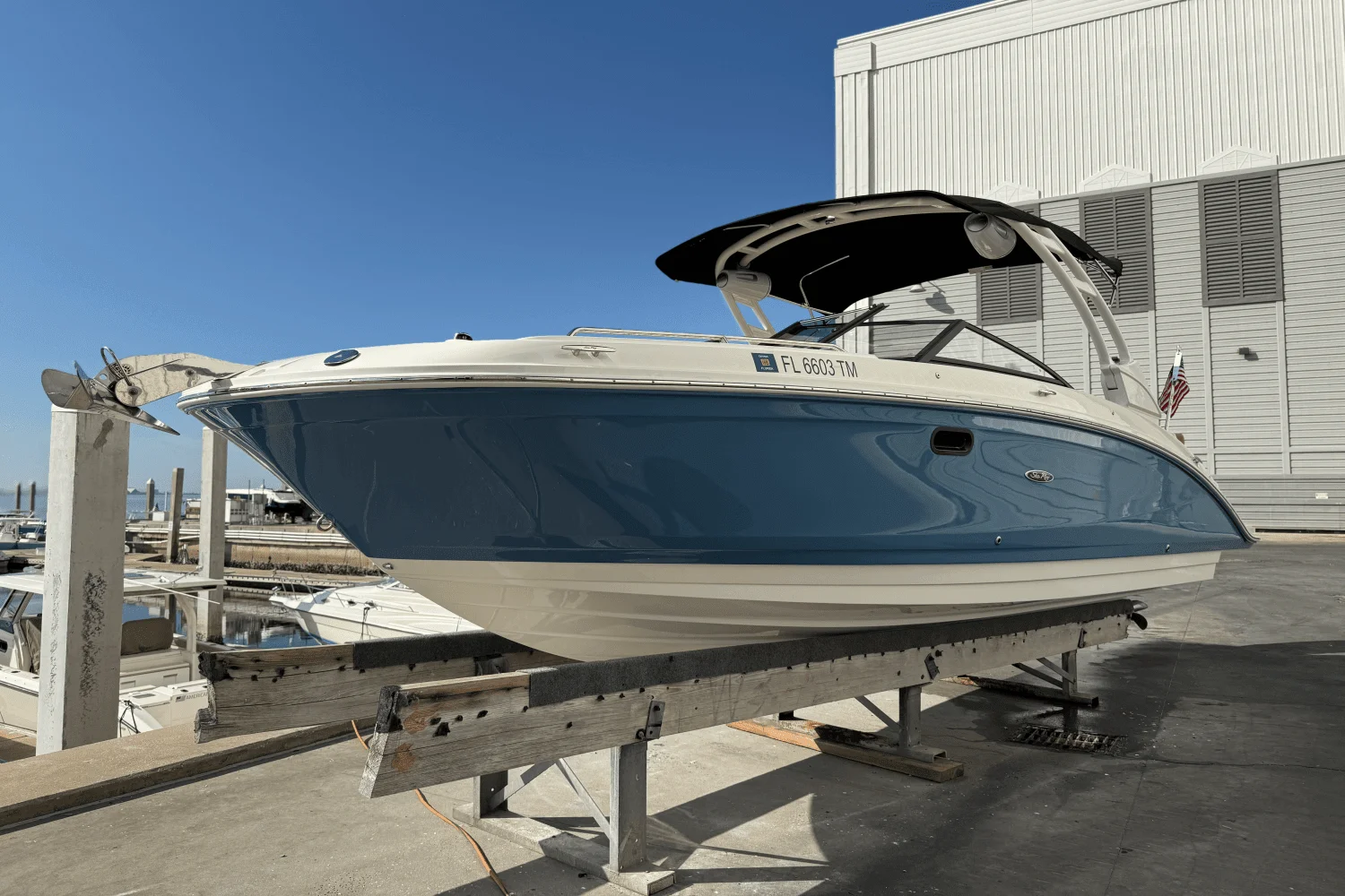 2023 Sea Ray 270 SDX-OB Image Thumbnail #0