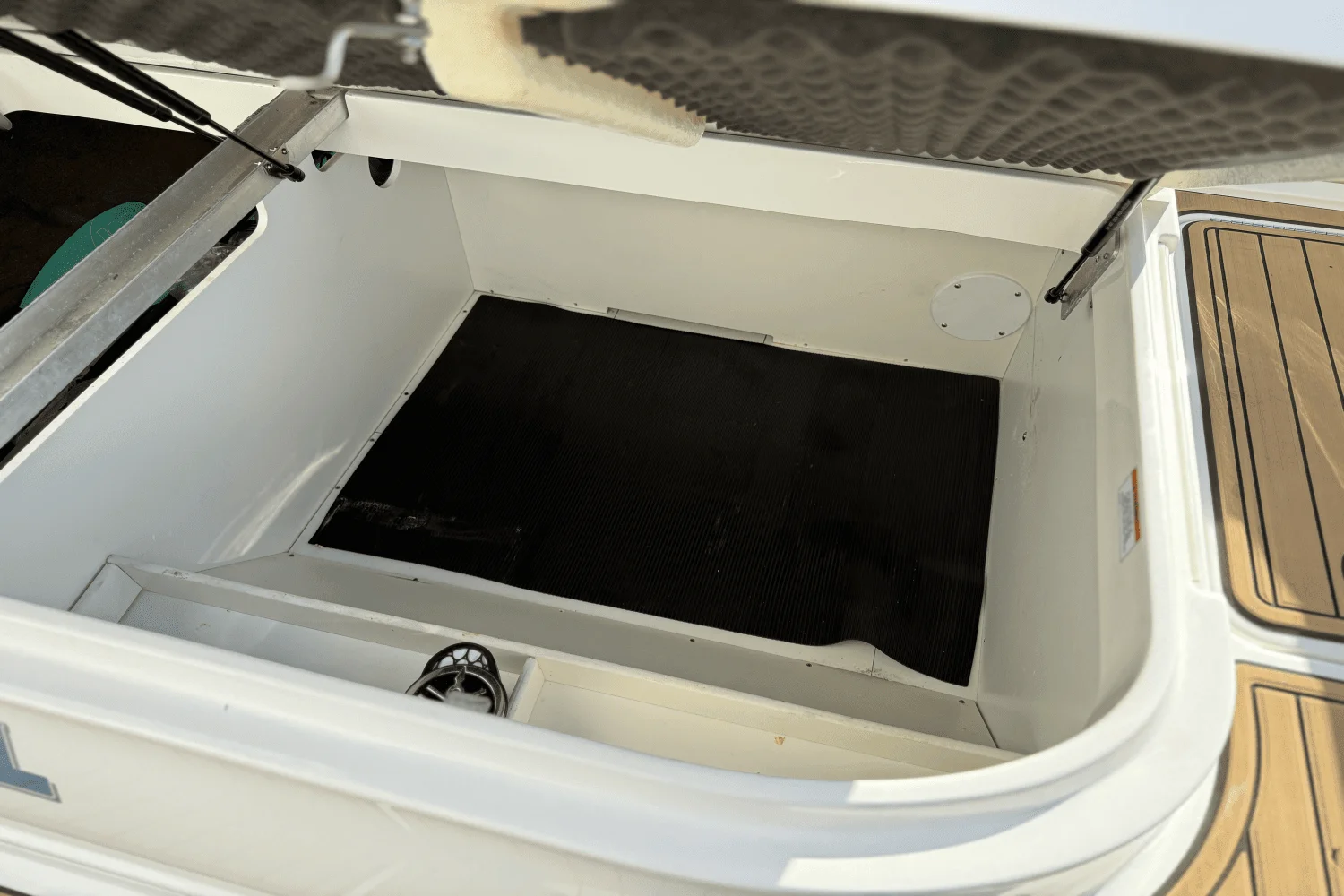 2023 Sea Ray 270 SDX-OB Image Thumbnail #18