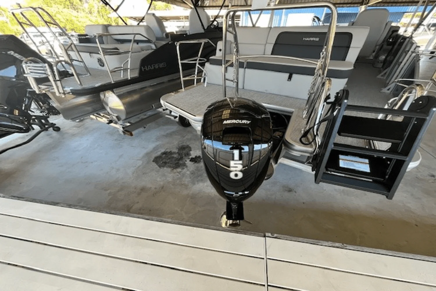 2025 Harris 230 Cruiser Image Thumbnail #6