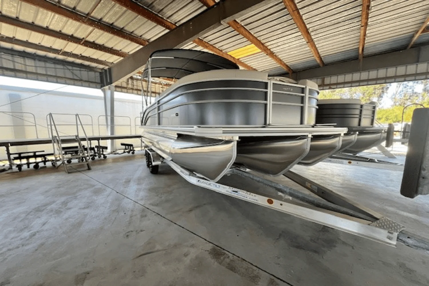 2025 Harris 230 Cruiser Image Thumbnail #3