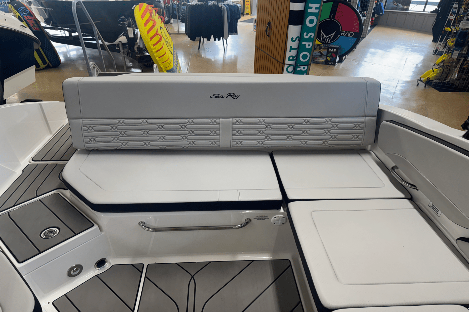 2024 Sea Ray SPX 210 Image Thumbnail #18